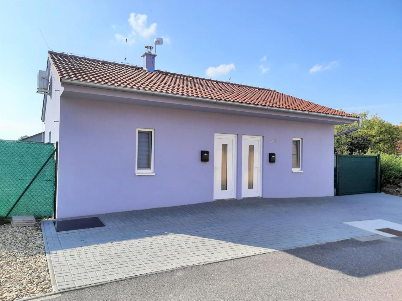 Modry 1 Apartment *